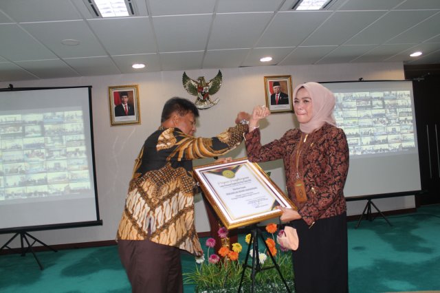 Penyerahan Sertifikat 08-08-2020